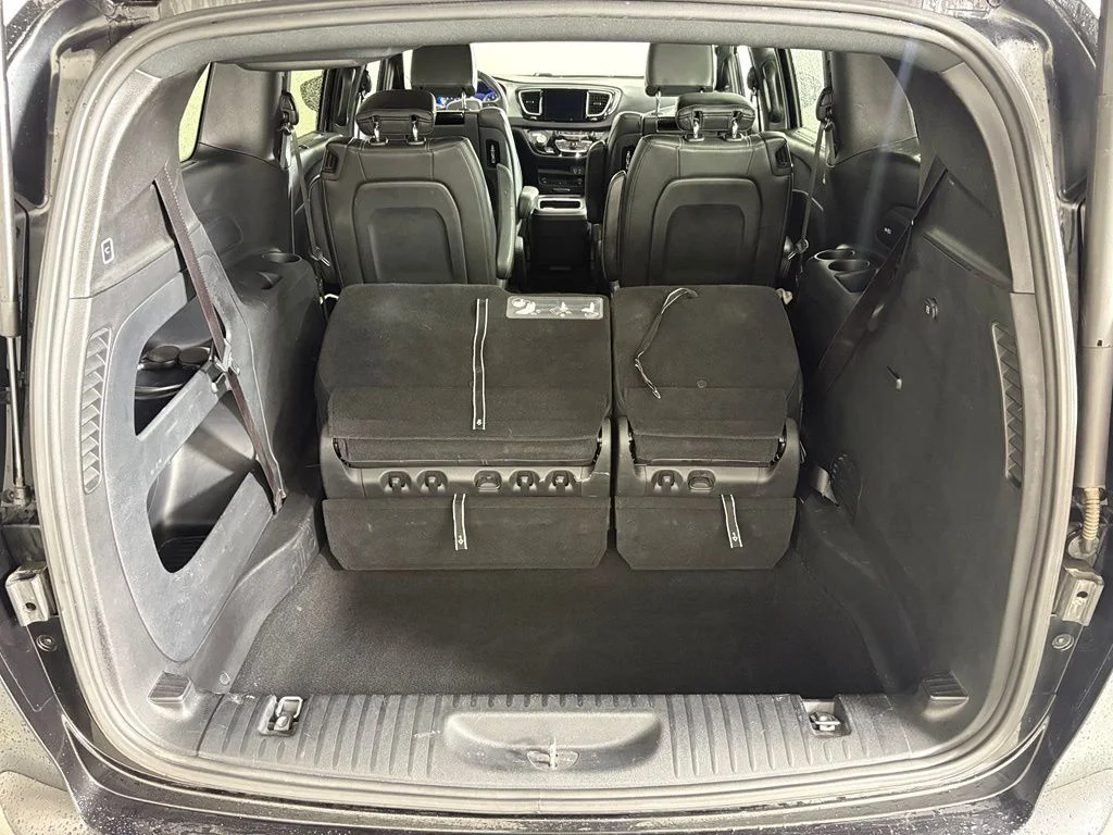 Used 2020 Black Chrysler Touring L Plus image 16