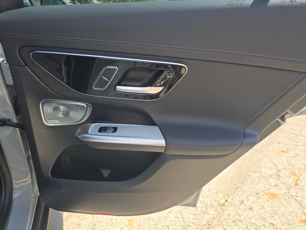 New 2026 MANUFAKTUR Alpine Grey Mercedes-Benz GLC 300 image 23