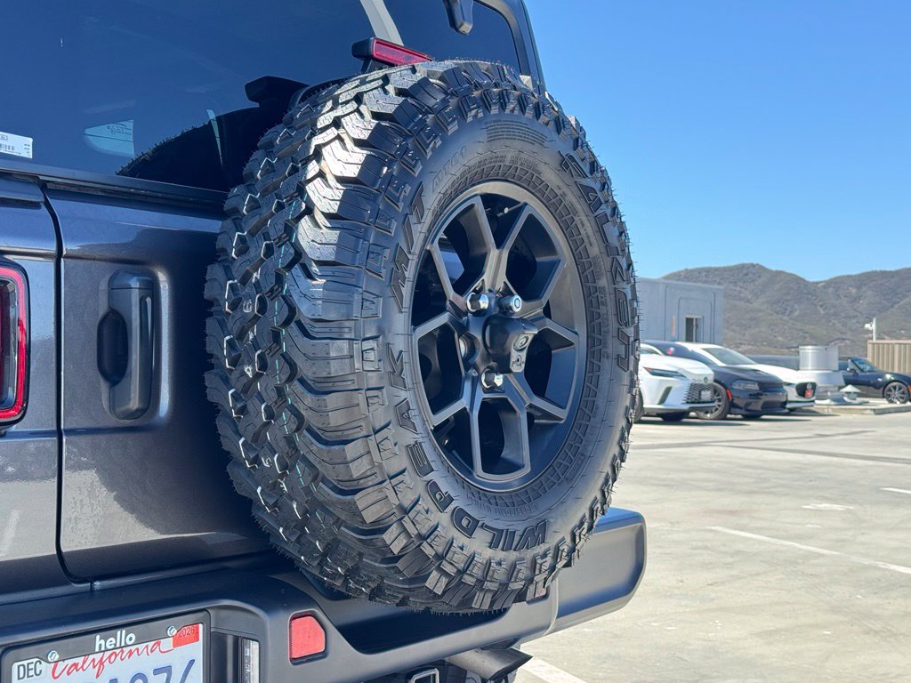 Used 2025 Crystal Metallic Jeep Willys image 23
