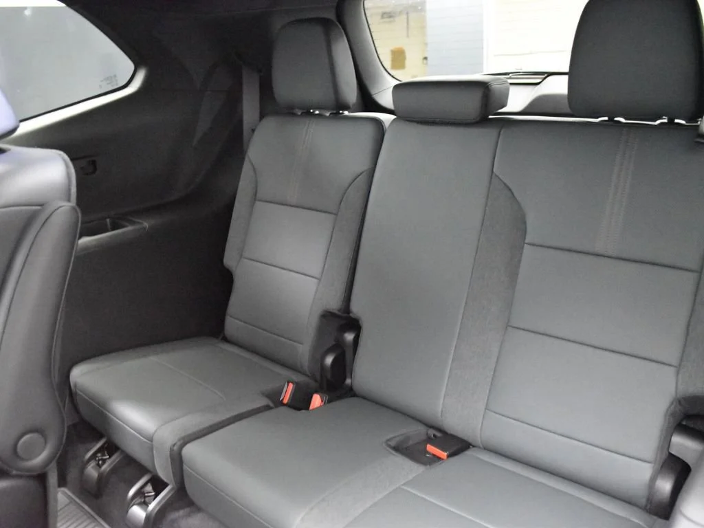 2026 GMC Acadia AT4 - Photo 24