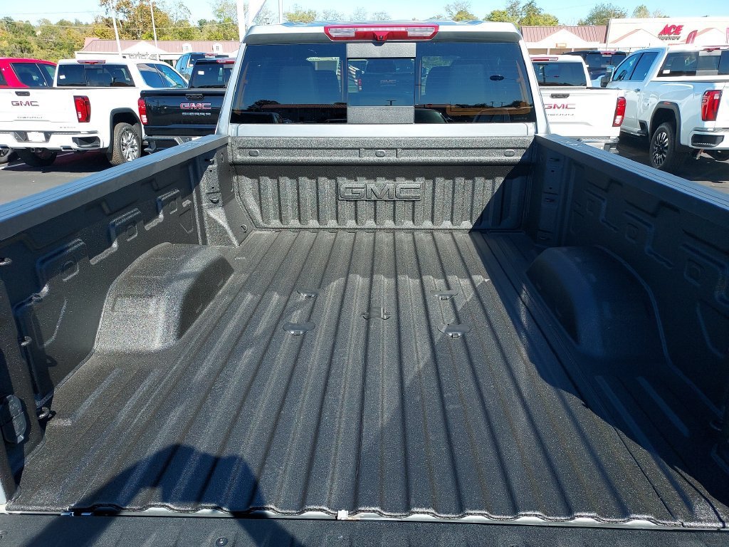 New 2026 Sterling Metallic GMC AT4 image 9