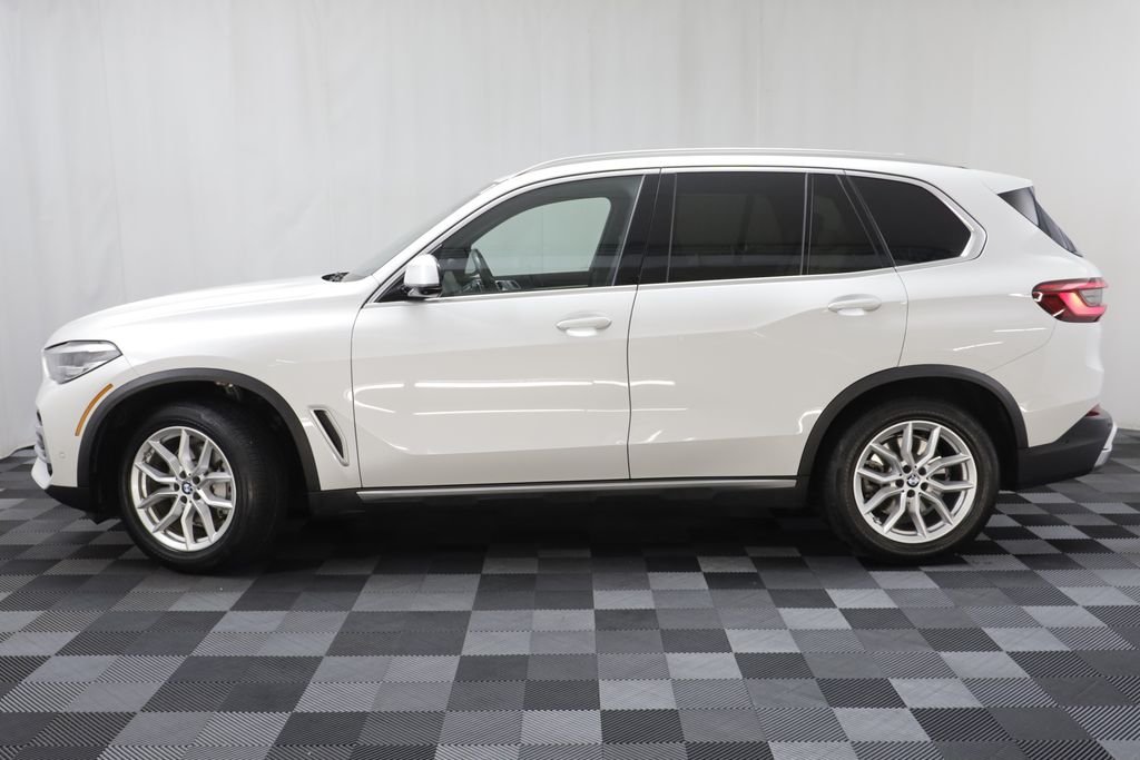 Used 2019 Mineral White Metallic BMW xDrive40i image 4