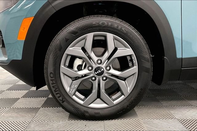2024 Kia Seltos S - Photo 10