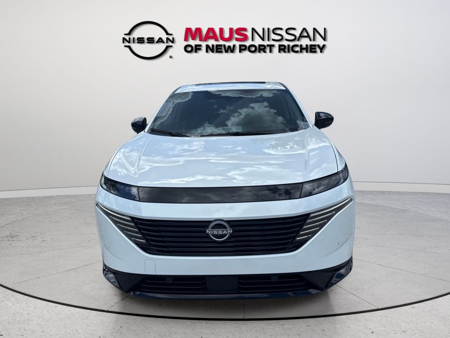New 2026 White Nissan Platinum image 3