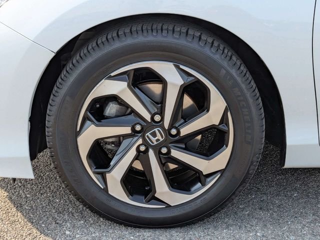 Used 2017 White Honda EX-L image 11