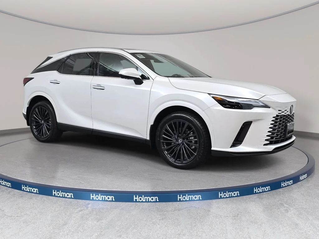 New 2026 Eminent White Pearl Lexus PREMIUM image 3