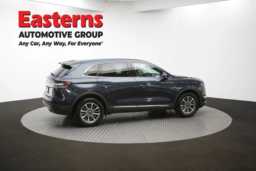Used 2022 Blue Lincoln Standard image 42