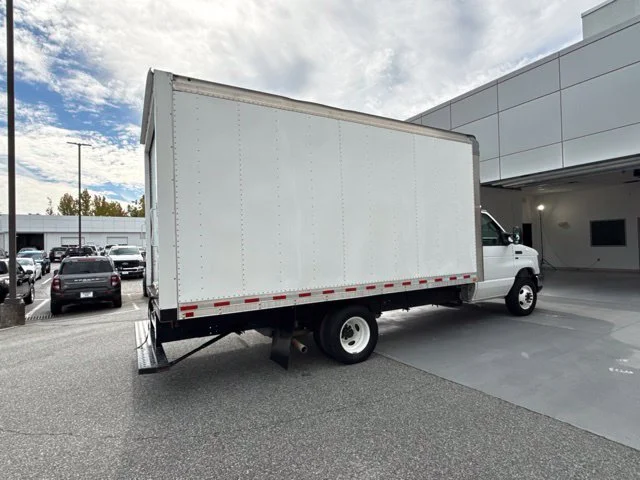 Used 2019 White Ford Base image 9