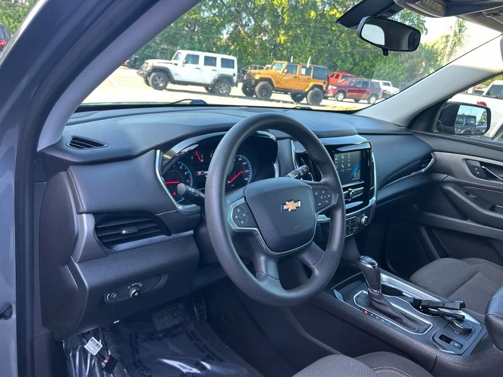 Used 2019 Gray Chevrolet LS image 10