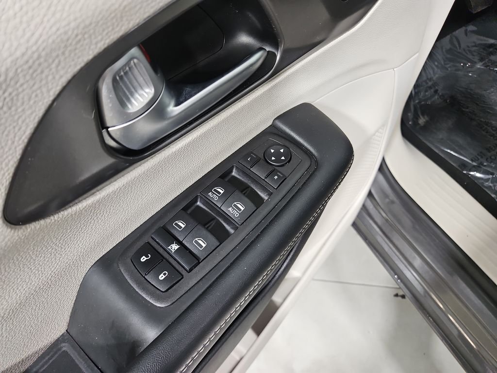 Used 2023 Gray Chrysler Touring L image 12