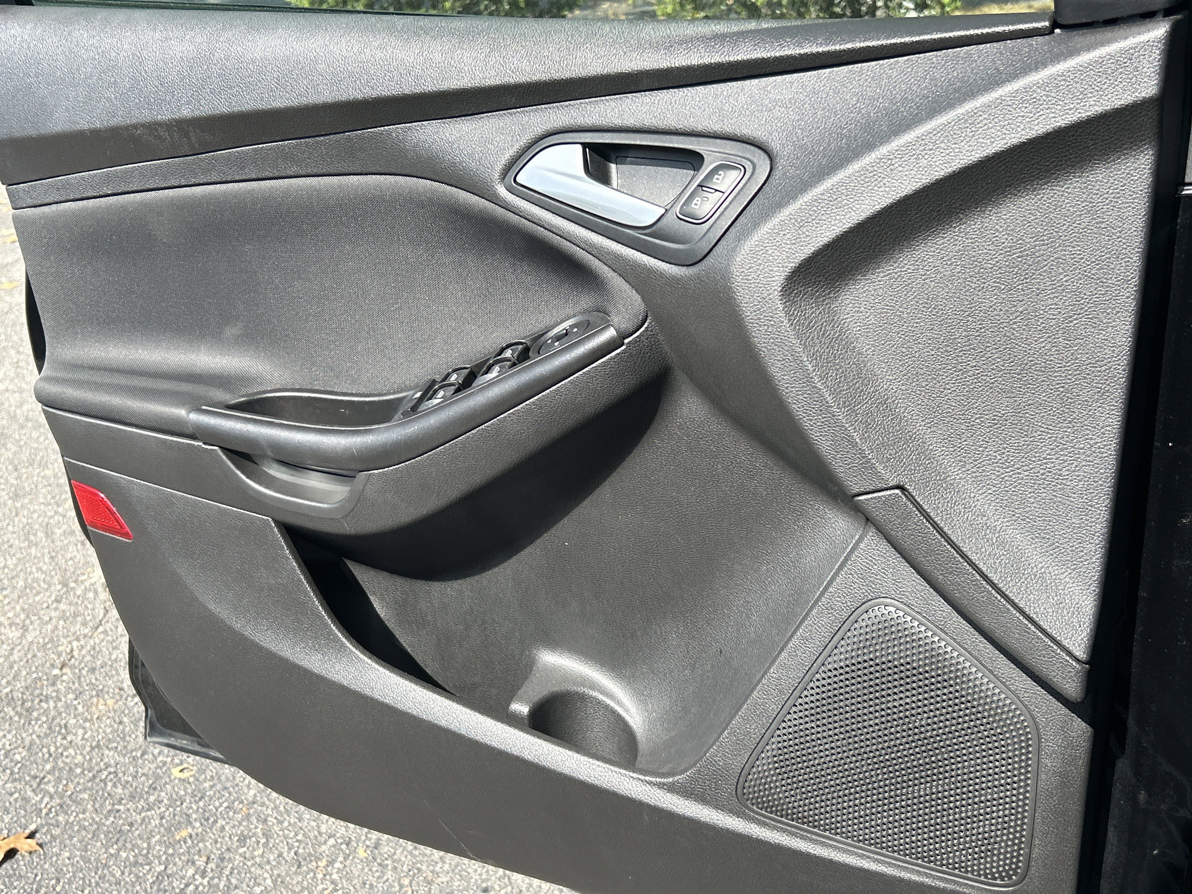 2018 Ford Focus SE - Photo 15