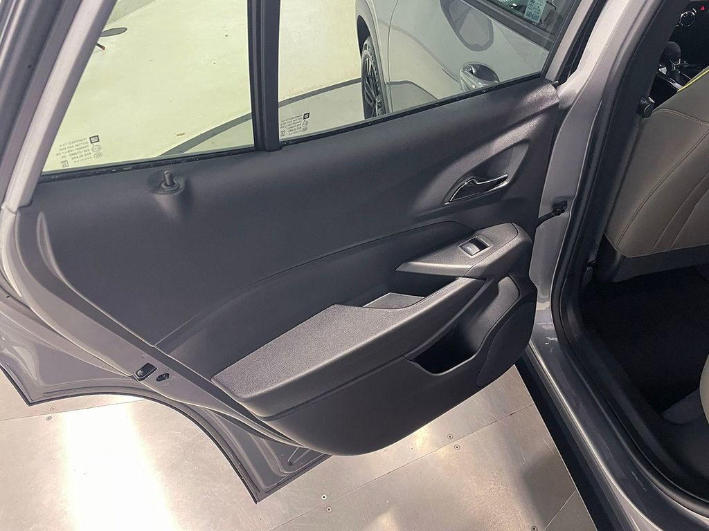 Used 2025 Sterling Gray Metallic Chevrolet ACTIV image 17
