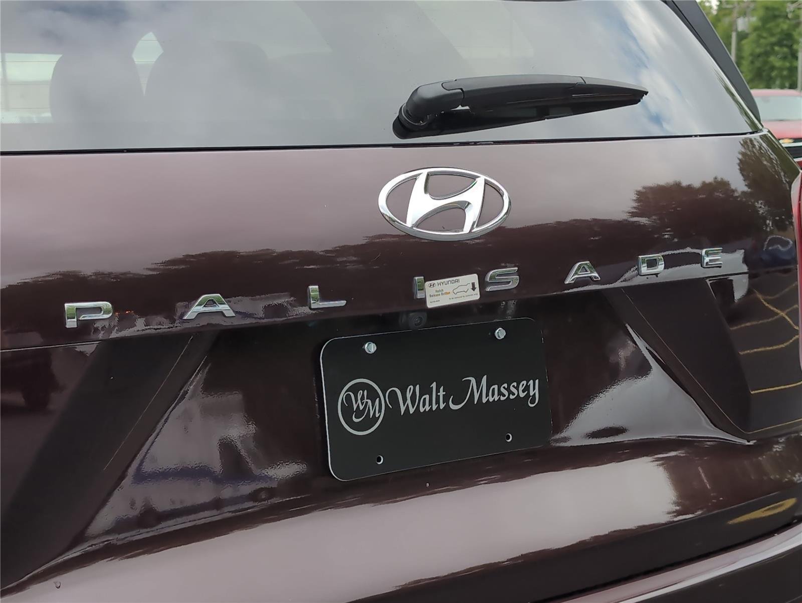 Used 2024 Sierra Burgundy Hyundai Calligraphy image 5