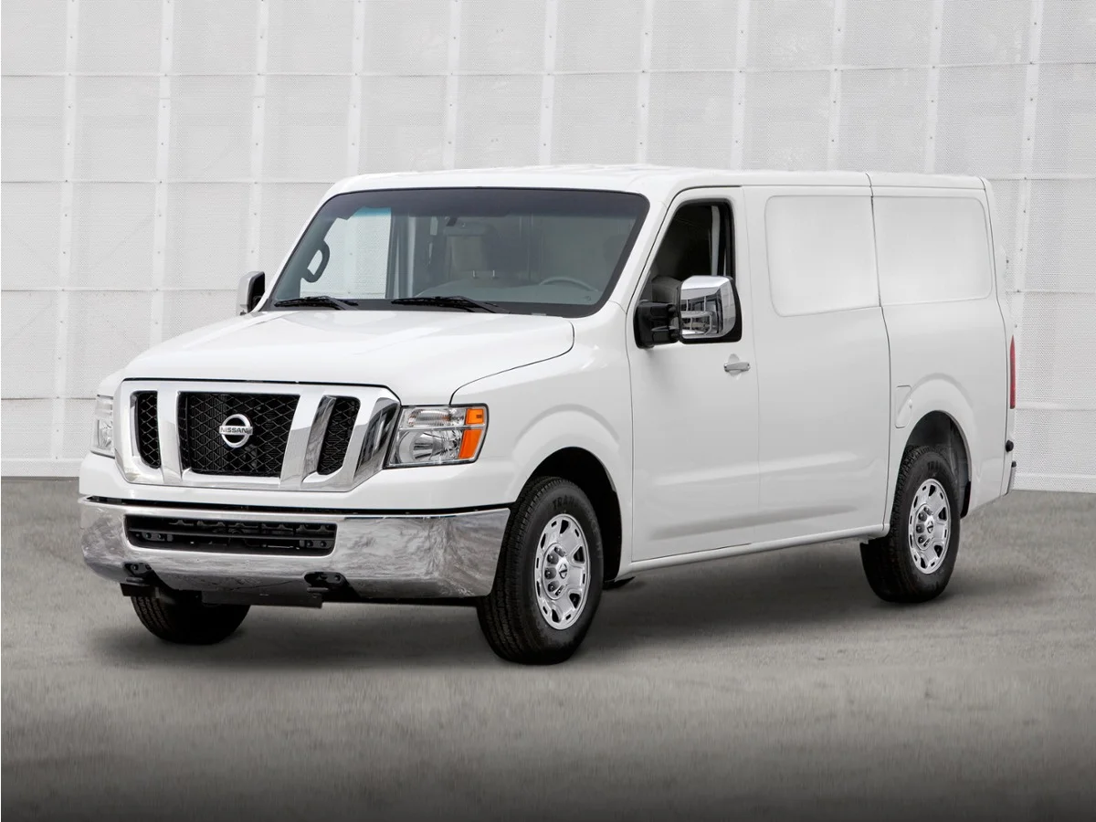 2021 Nissan NV 2500 Standard Roof SV V8's photo