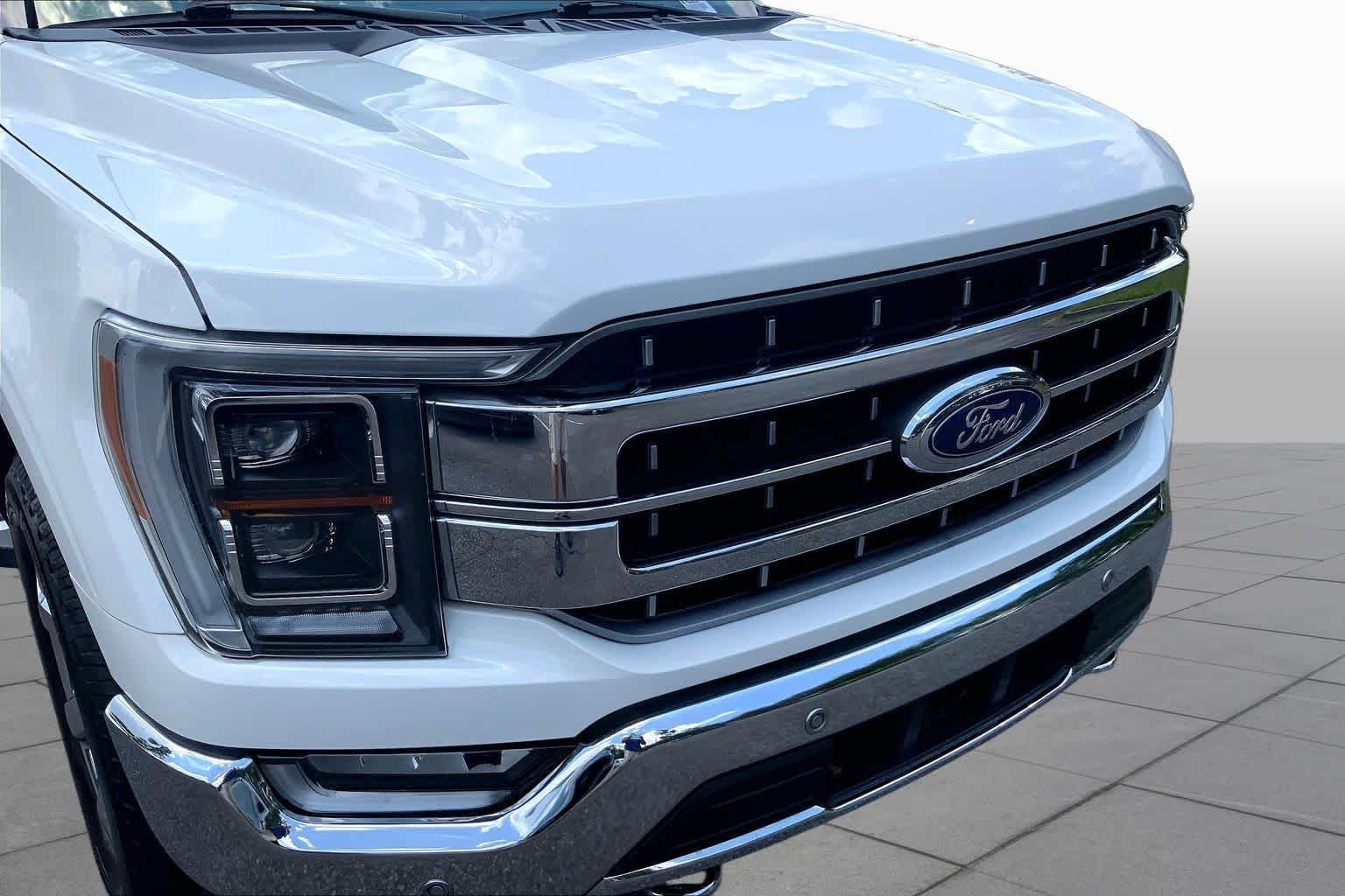 Used 2022 Star White Ford LARIAT image 30
