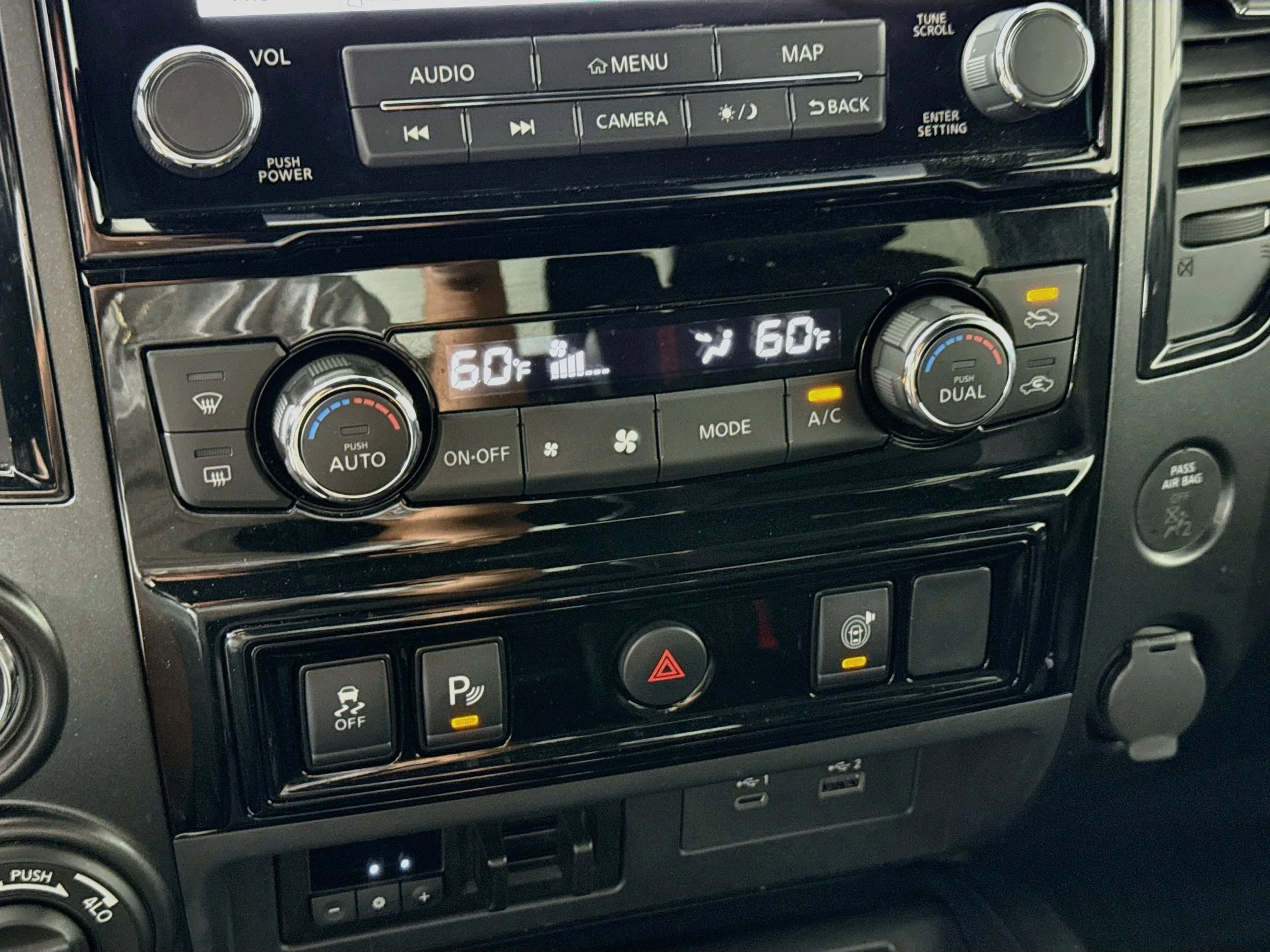 Used 2024 Glacier White Nissan PRO-4X image 16