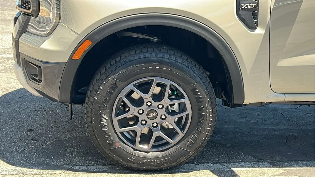 New 2026 Desert Sand Ford XLT image 8