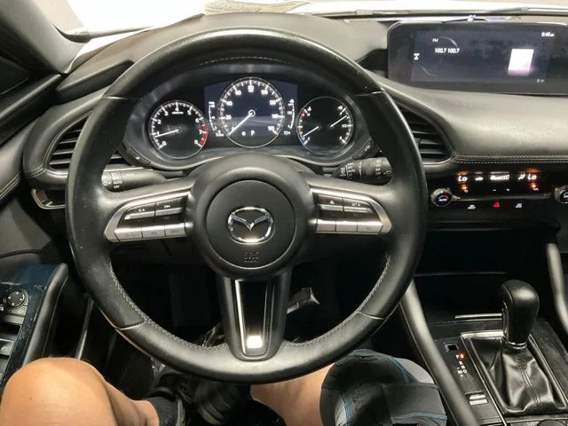 Used 2019 White Mazda Base image 33