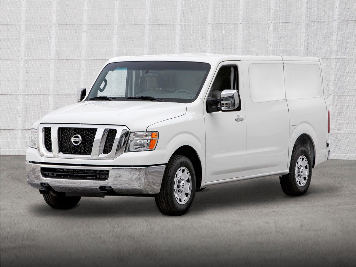 Used 2020 White Nissan SV image 1