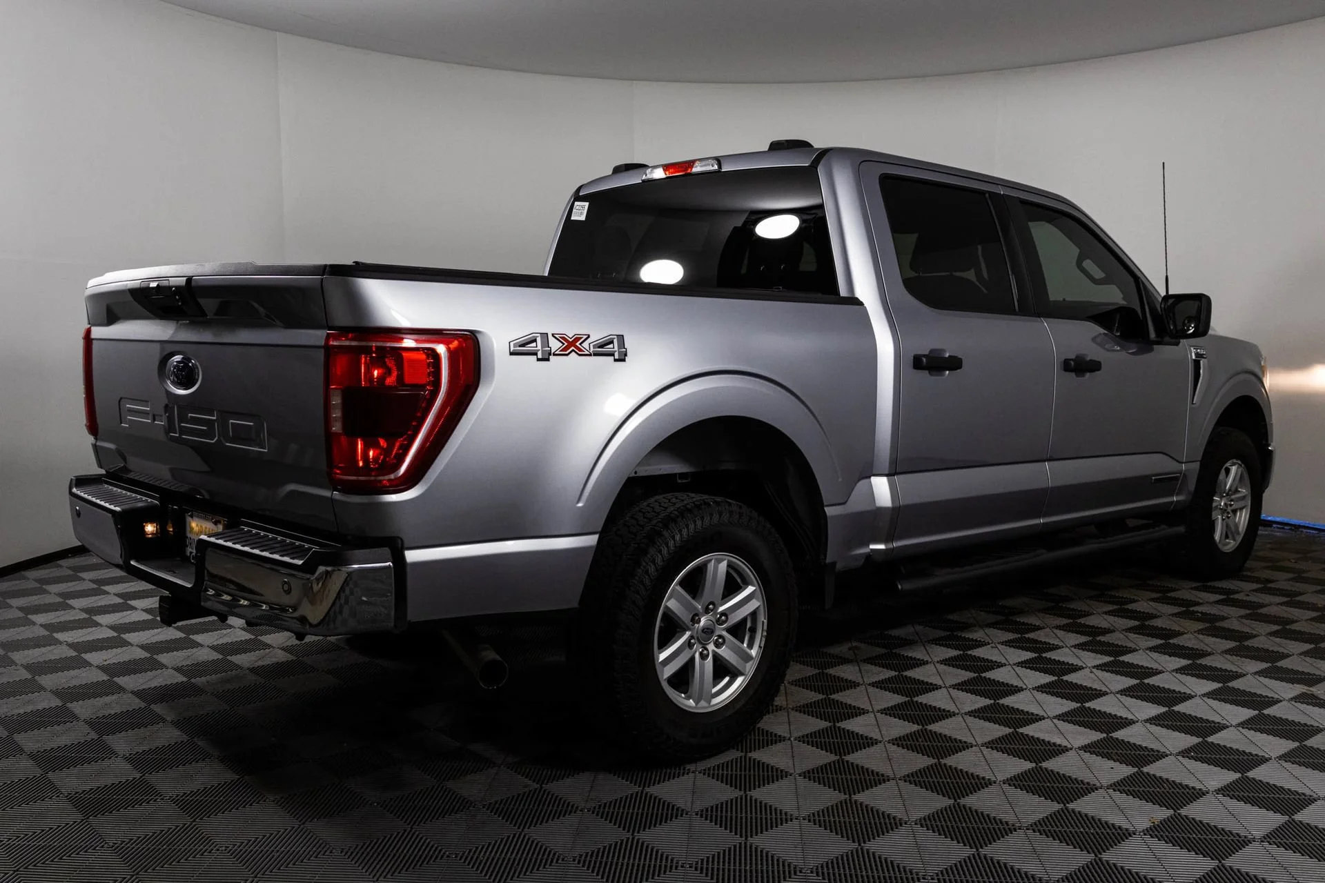 2022 Ford F-150 XLT - Photo 16