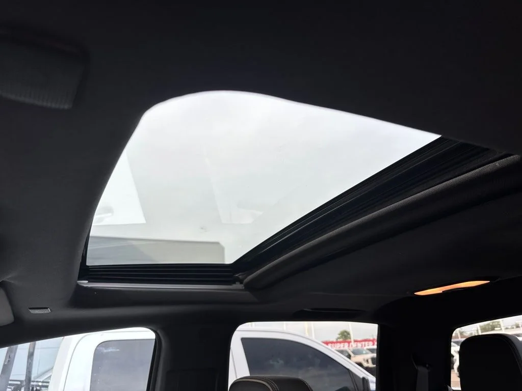 Used 2025 Silver GMC Denali image 4