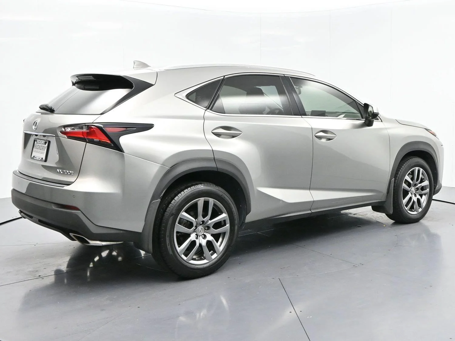 Used 2016 Atomic Silver Lexus F Sport image 7