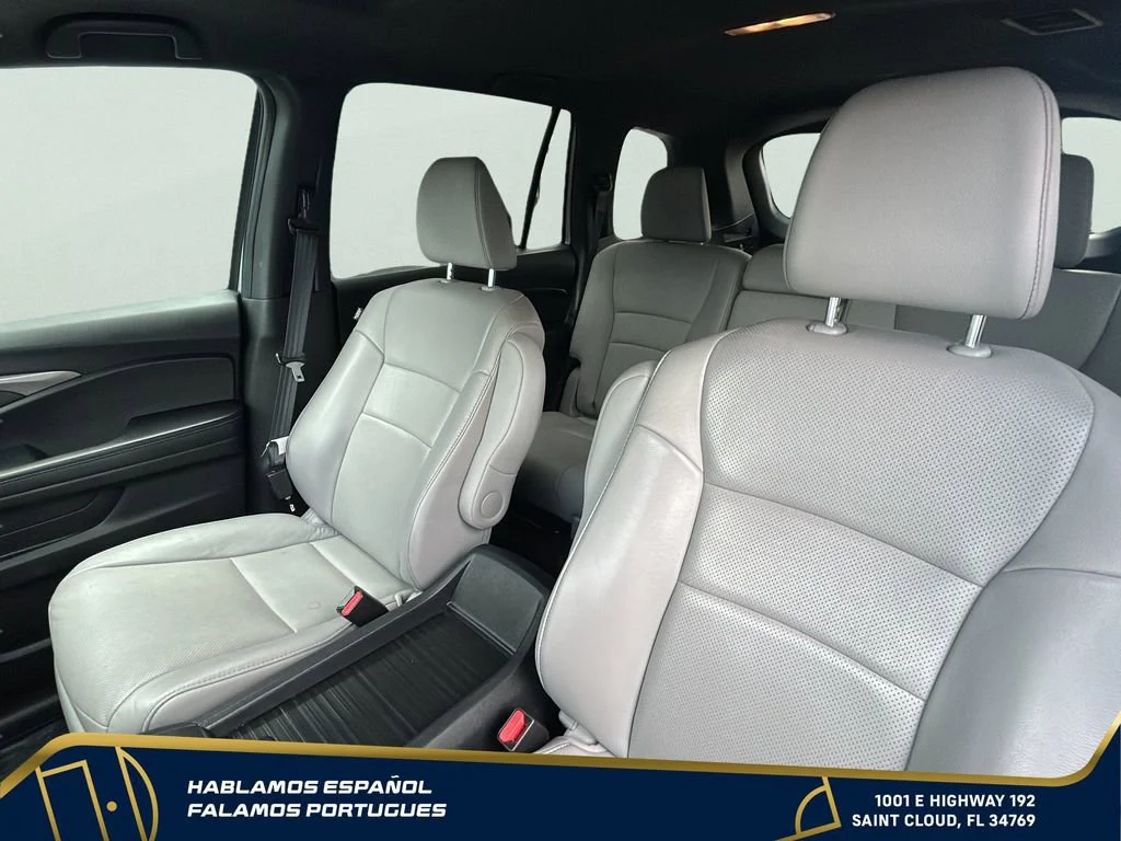 Used 2023 Silver Honda AWD EX-L image 22