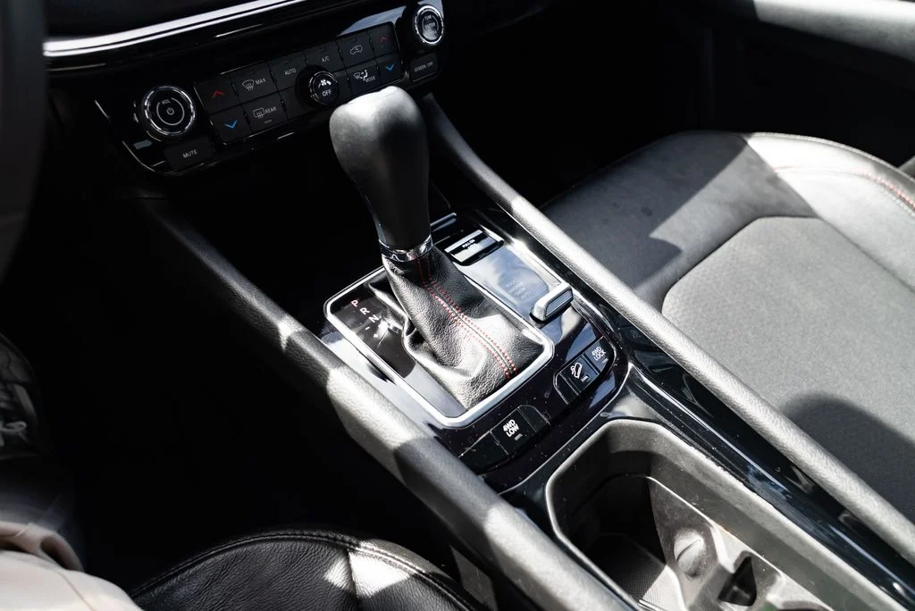 Used 2025 White Jeep Trailhawk image 16