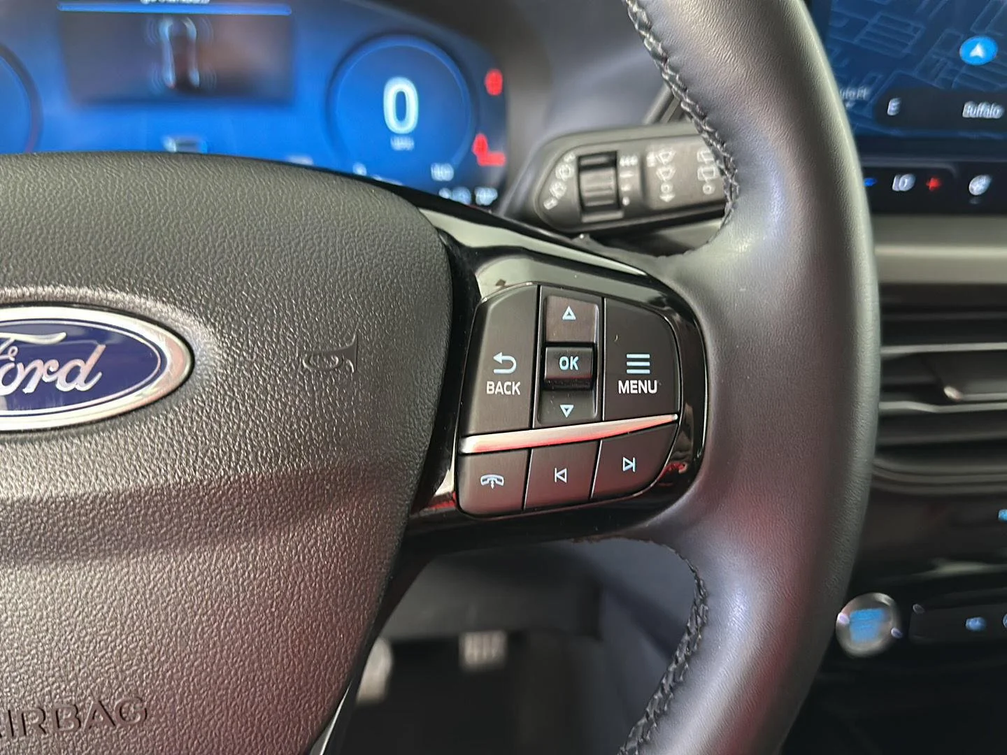 Used 2023 Iconic Silver Ford Active image 16