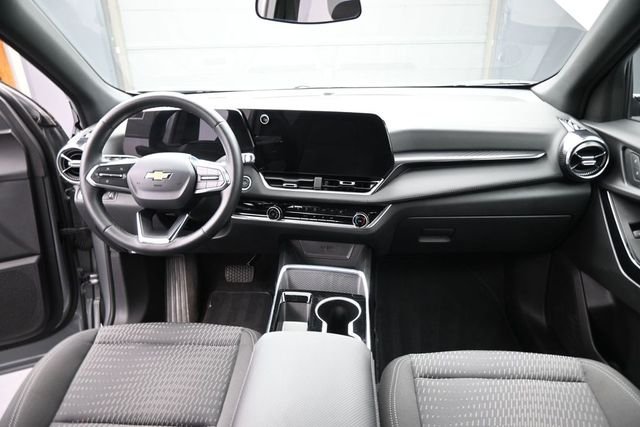 Used 2025 Gray Chevrolet LT image 16