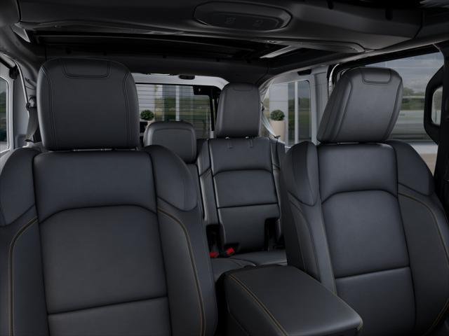 New 2025 Granite Crystal Metallic Clear-Coat Exterior Paint Jeep Sahara image 52