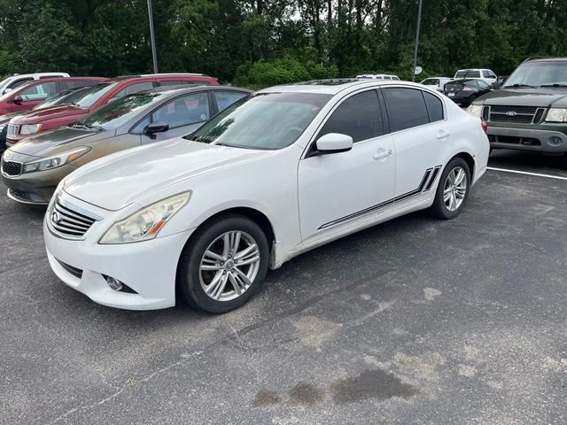 Used 2012 White INFINITI X image 2