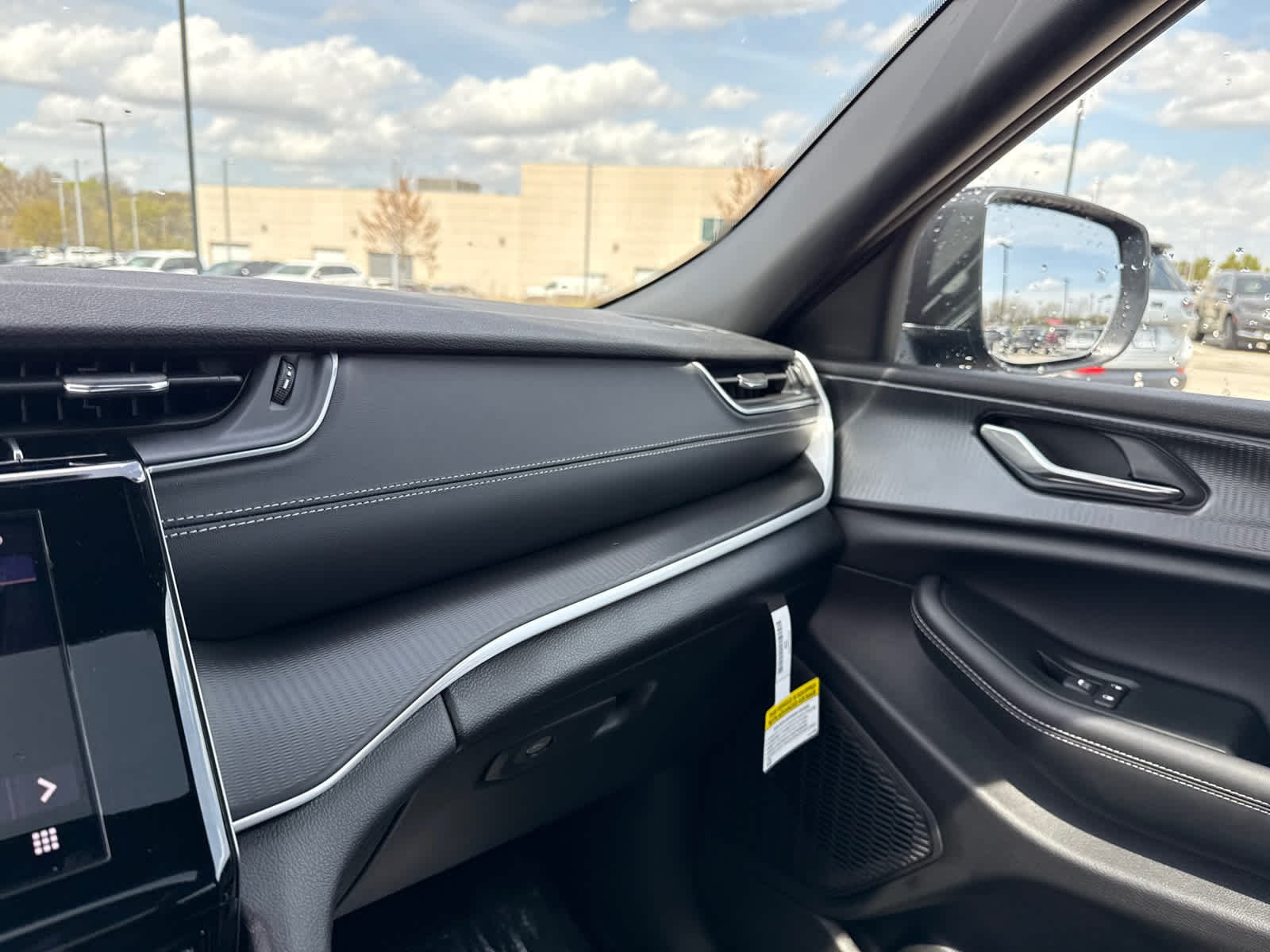 2025 Jeep Grand Cherokee L Laredo - Photo 30