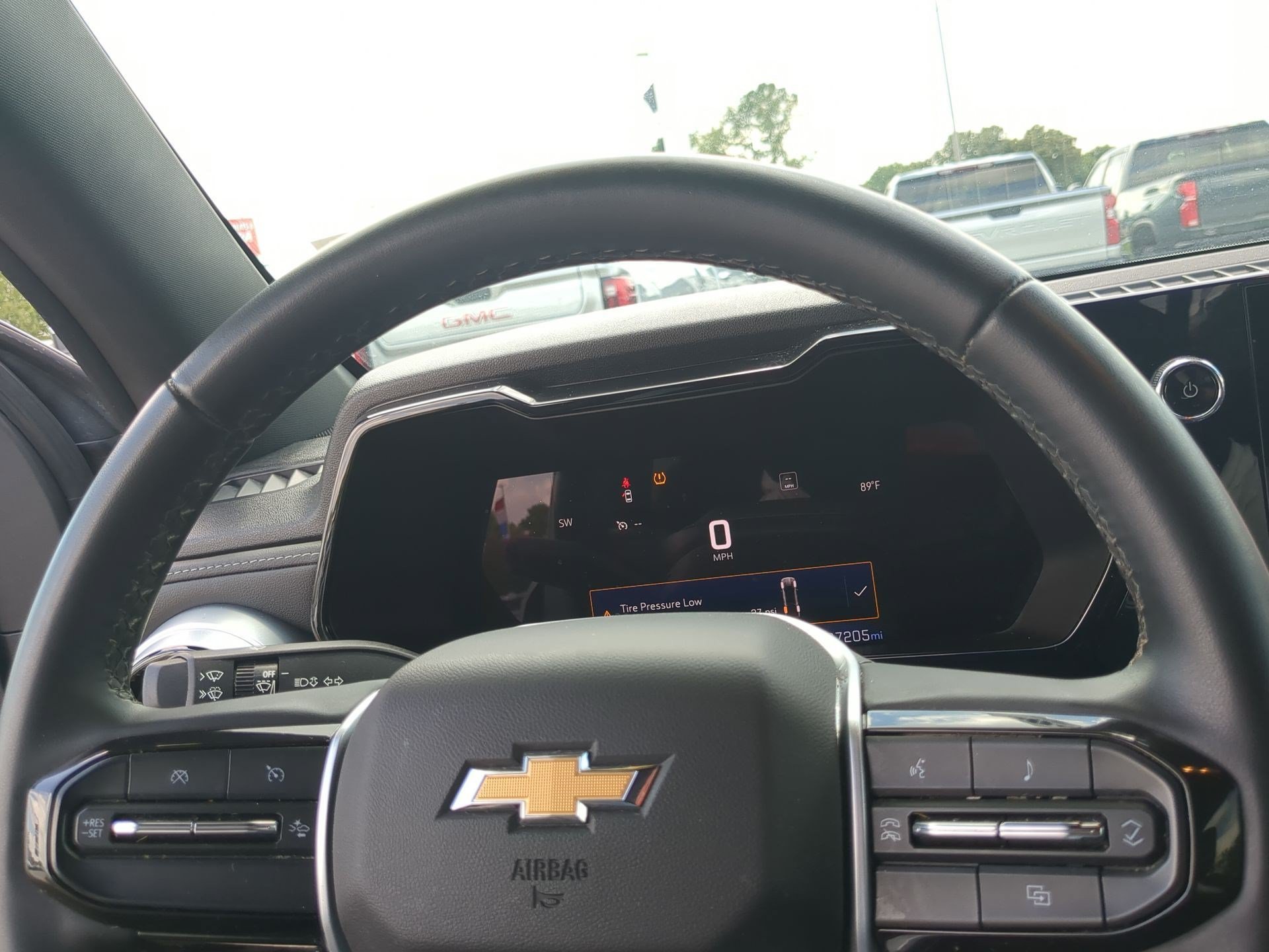 2023 Chevrolet Colorado LT - Photo 14