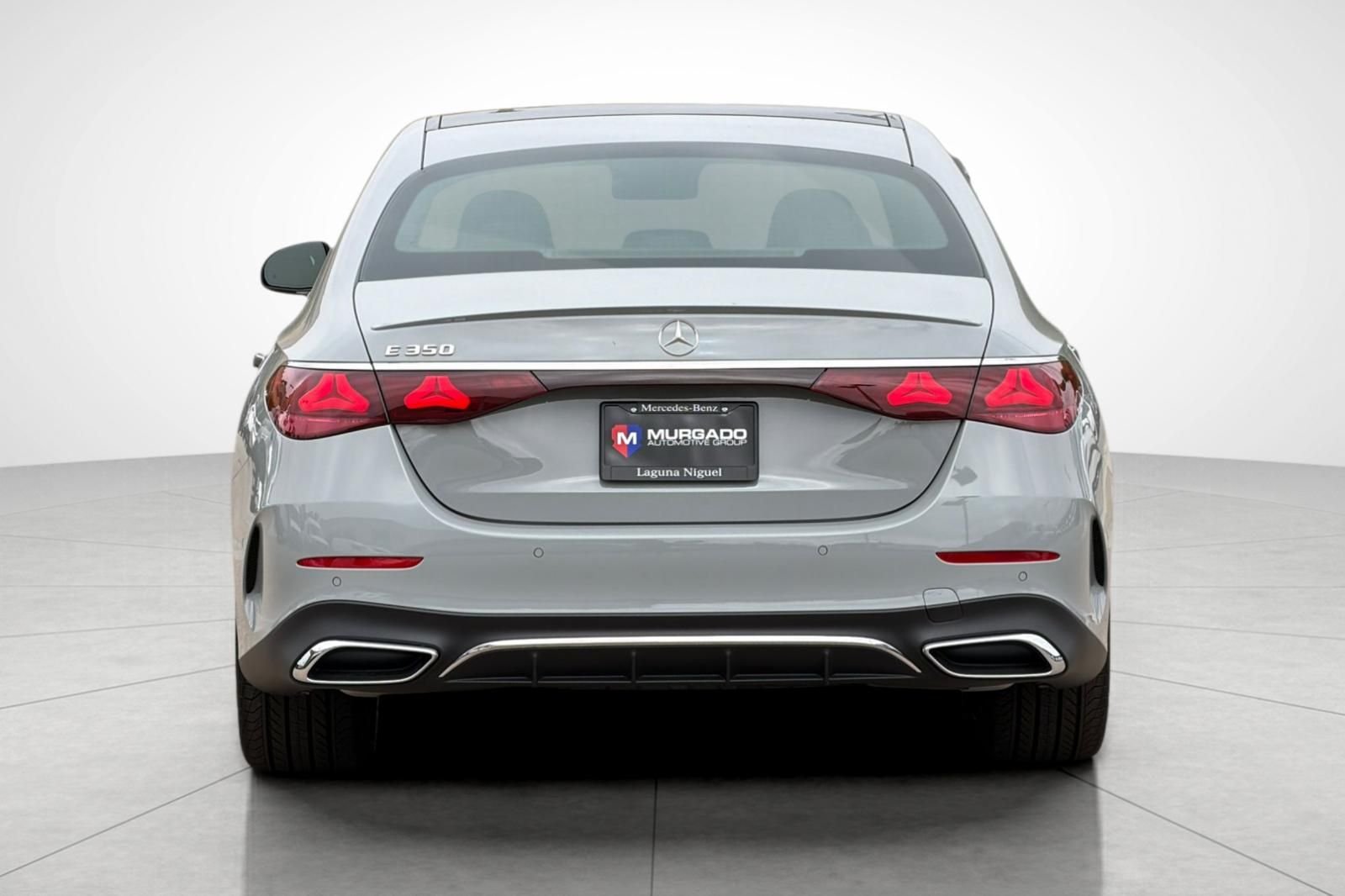 New 2026 MANUFAKTUR Alpine Grey Mercedes-Benz E 350 image 9