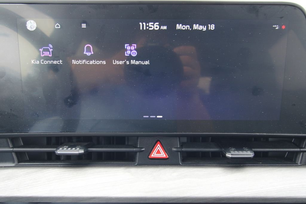 Used 2023 Black Kia X-Line image 34