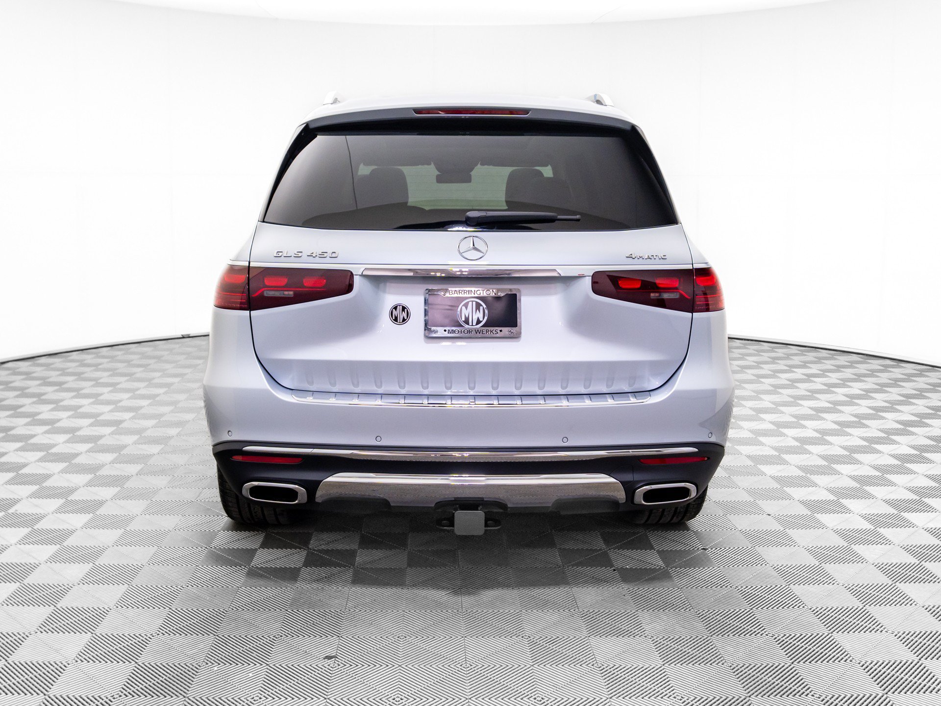 New 2026 Silver Mercedes-Benz GLS 450 image 4