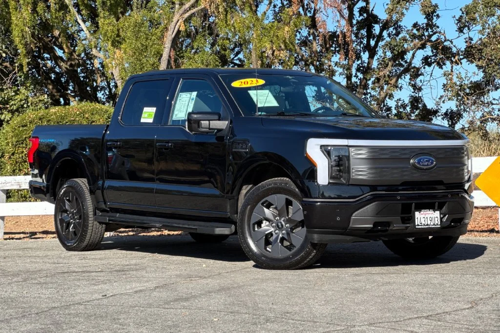 Used 2023 Ford F-150 Lightning Lariat with VIN 1FTVW1EV0PWG02290 for sale in Novato, CA