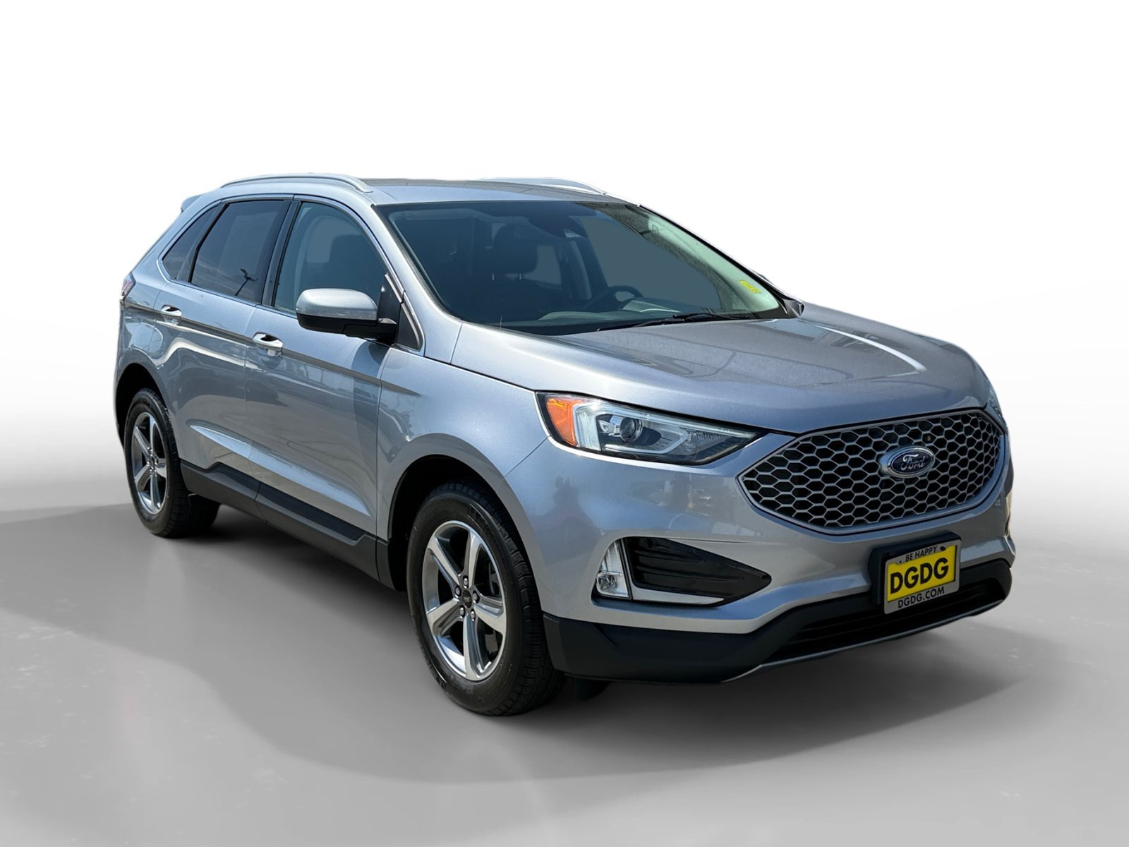 Used 2024 Silver Metallic Ford SEL image 7