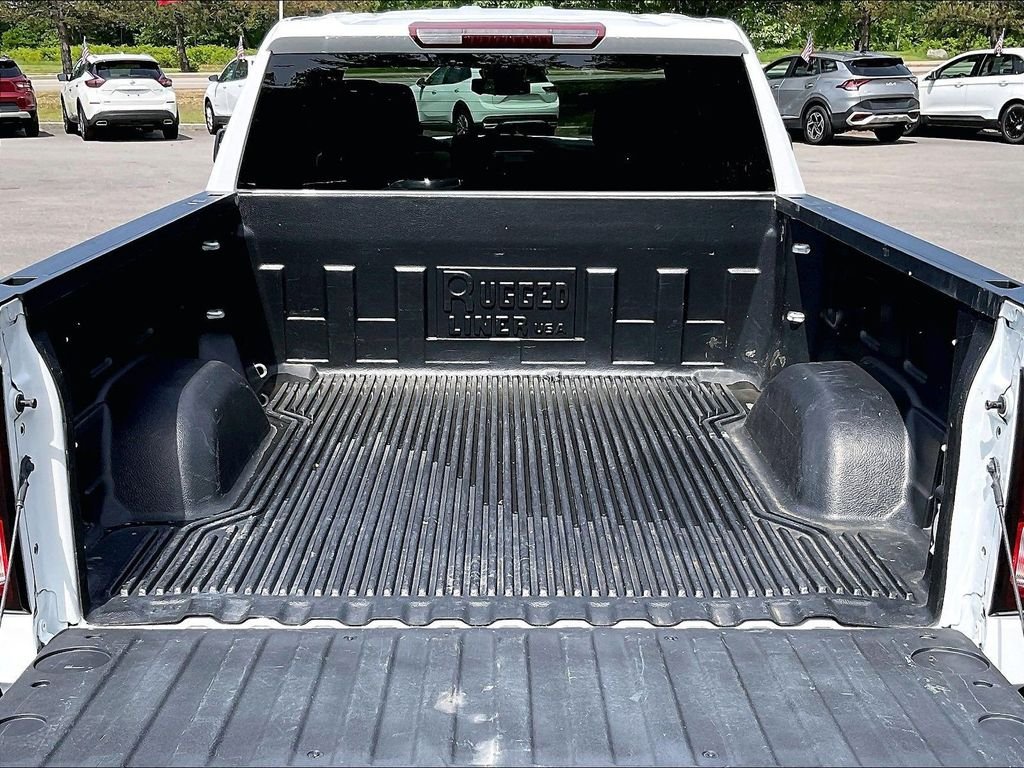 Used 2022 White GMC Pro image 30