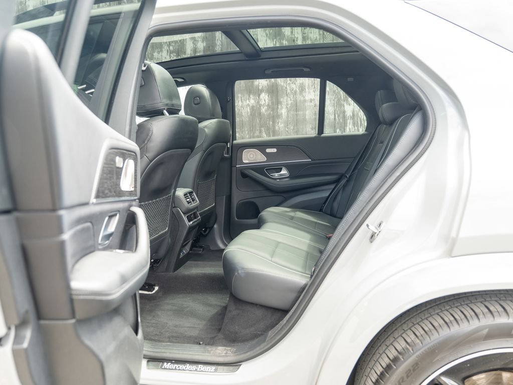 Used 2024 Gray Mercedes-Benz GLE 450 image 34