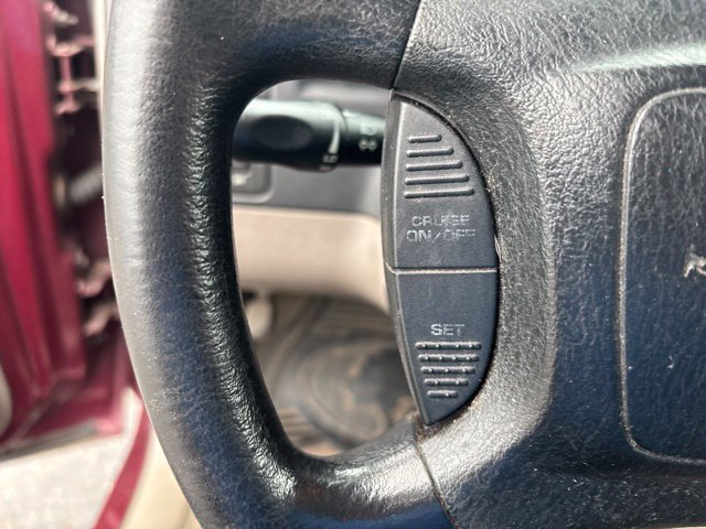 Used 2003 Red Dodge SLT image 7