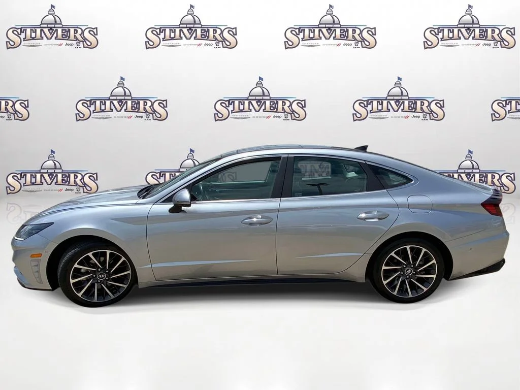 Used 2021 Silver Hyundai Limited image 5