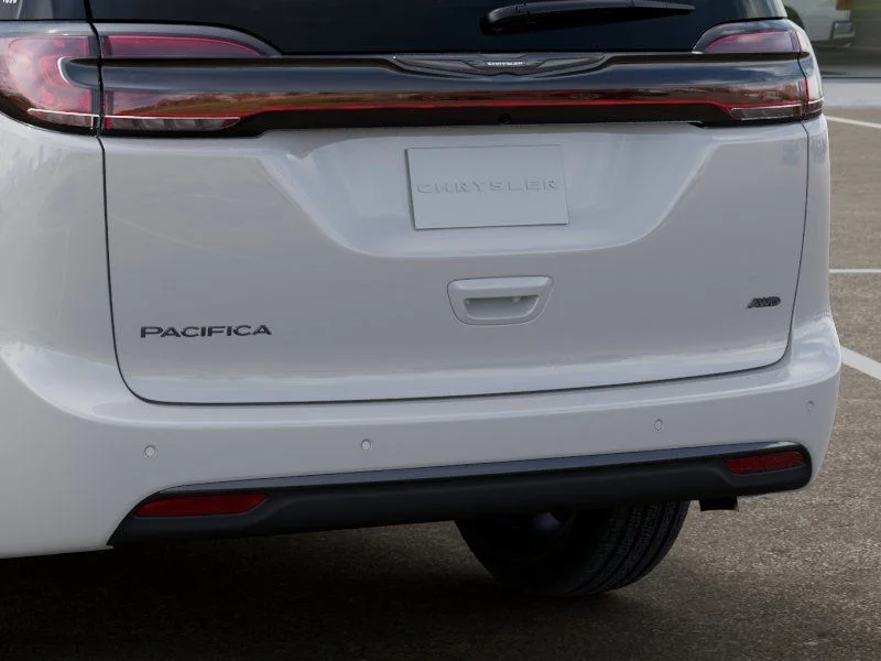 New 2026 Bright White Clear-Coat Exterior Paint Chrysler Select image 14