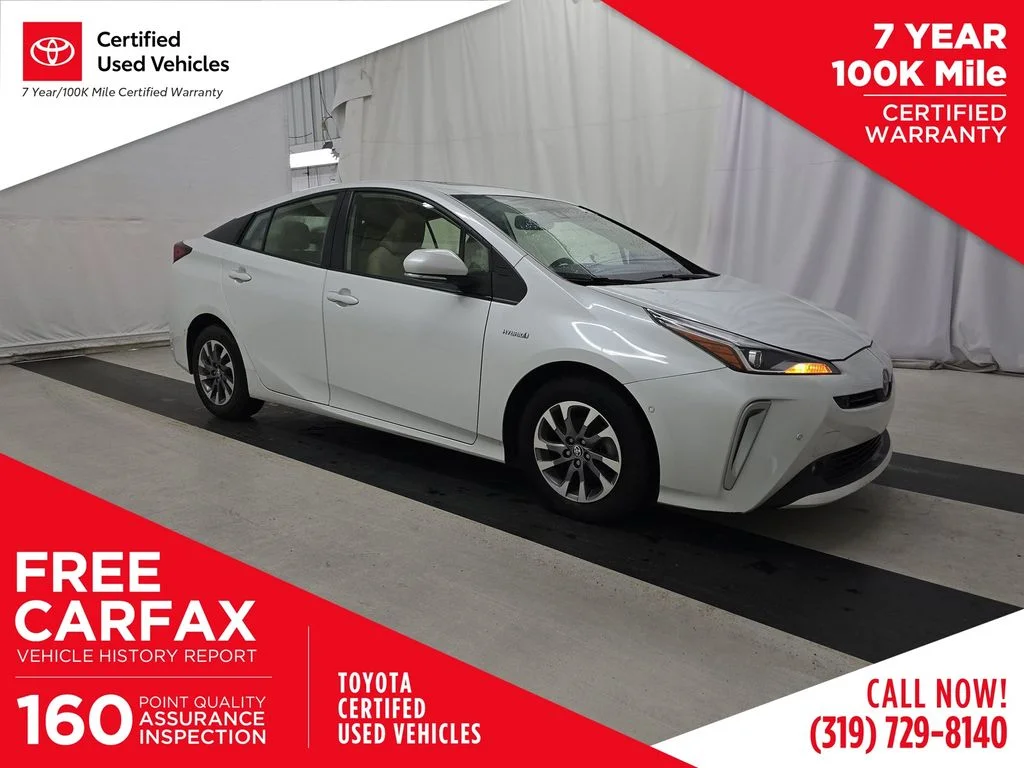 2022 Toyota Prius XLE FWD's photo