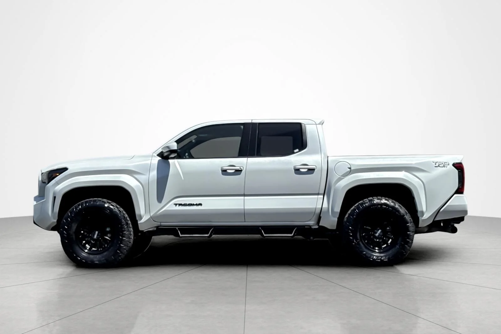 Certified Used 2025 Wind Chill Pearl Toyota TRD Sport image 2