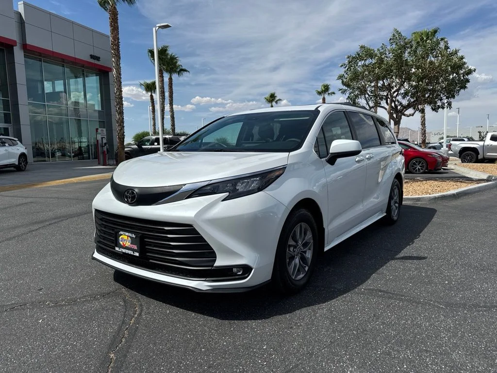 Used 2026 Beige Toyota XLE image 3