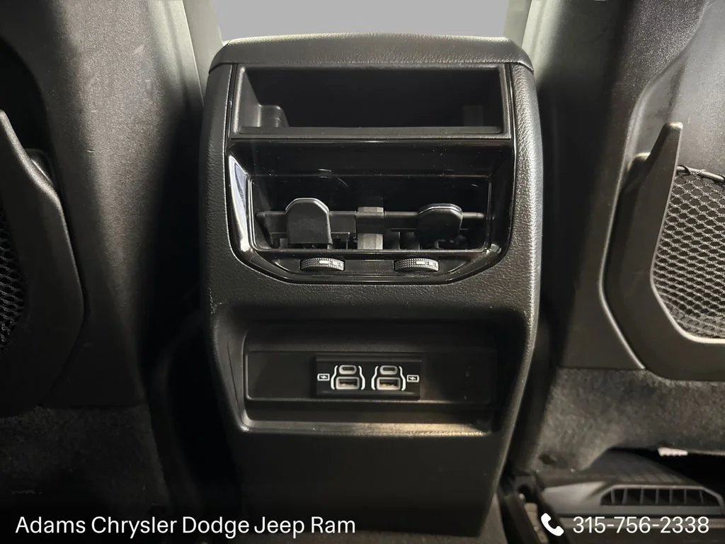 Used 2023 Gray Jeep Laredo image 12