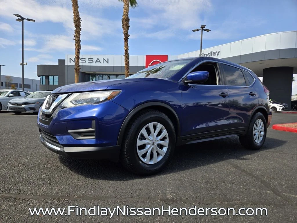 Used 2019 Blue Nissan S image 2