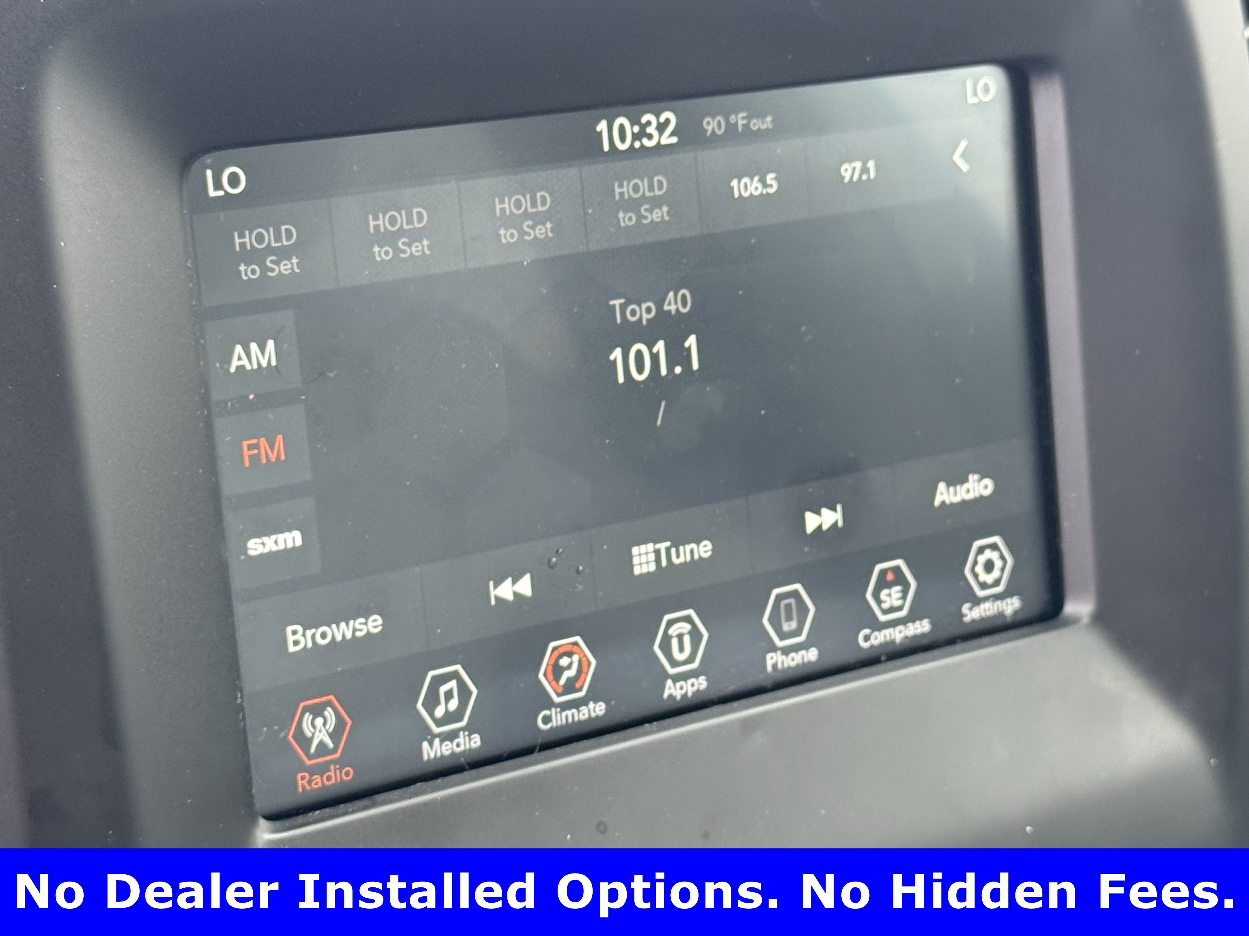 Used 2020 Billet Silver Metallic Clearcoat Jeep Latitude image 17